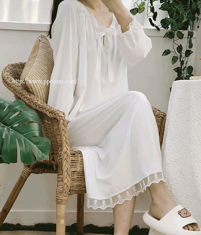 [로맨틱 홈웨어]러블리 레이스 소매 원피스 잠옷